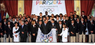 Photo de groupe sous les couleurs de Paris 2012 - � JBV News